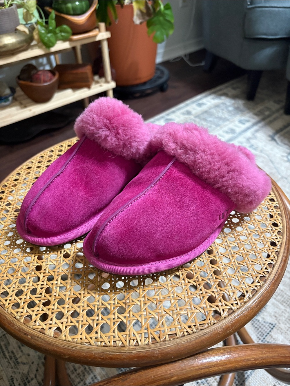 Ugg slippers. Size 7